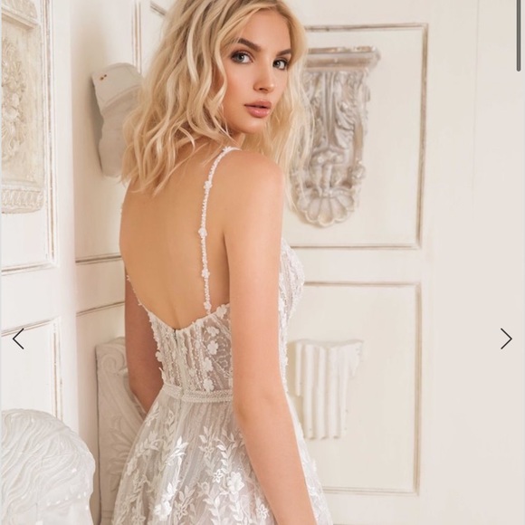 Dany Tabet Valencia Wedding Dress - Picture 7 of 9